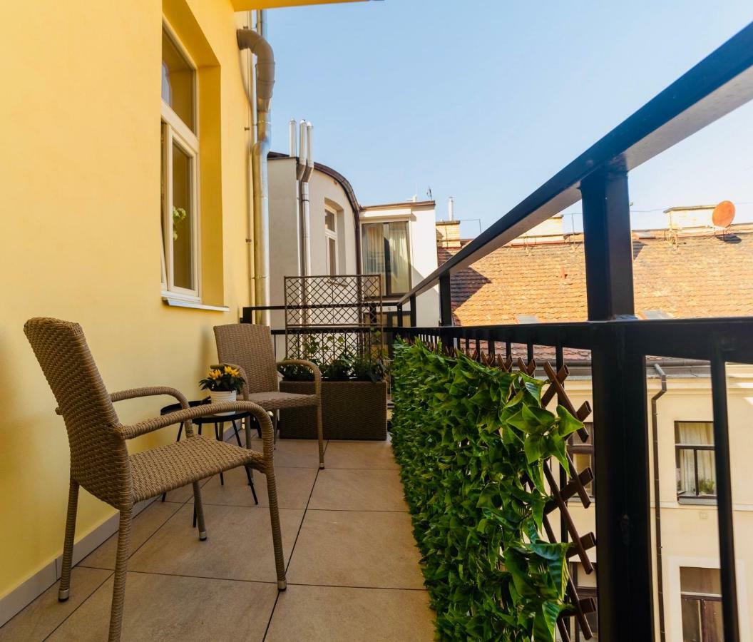 Ines Apartment Praga Exterior foto